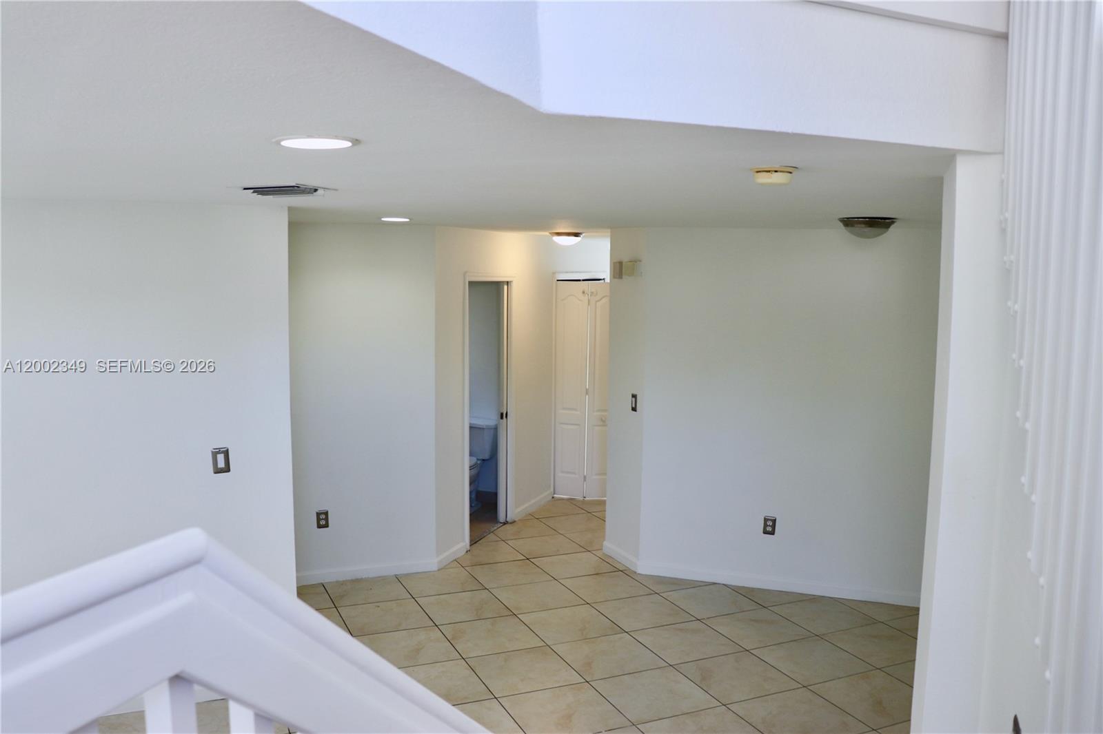 MELROSE POINT CONDO - Residential