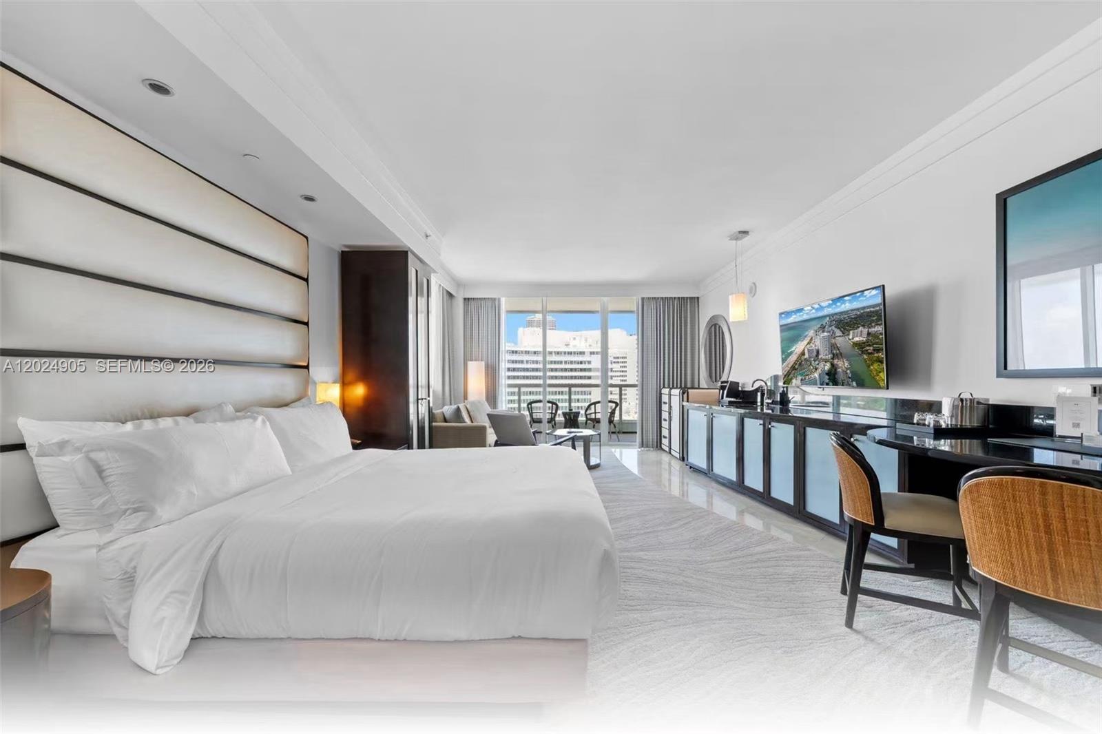 FONTAINEBLEAU III OCEAN C - Residential