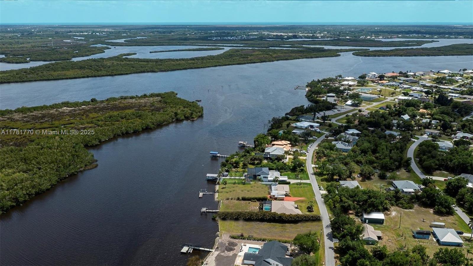 Tropical Gulf Acres - Land