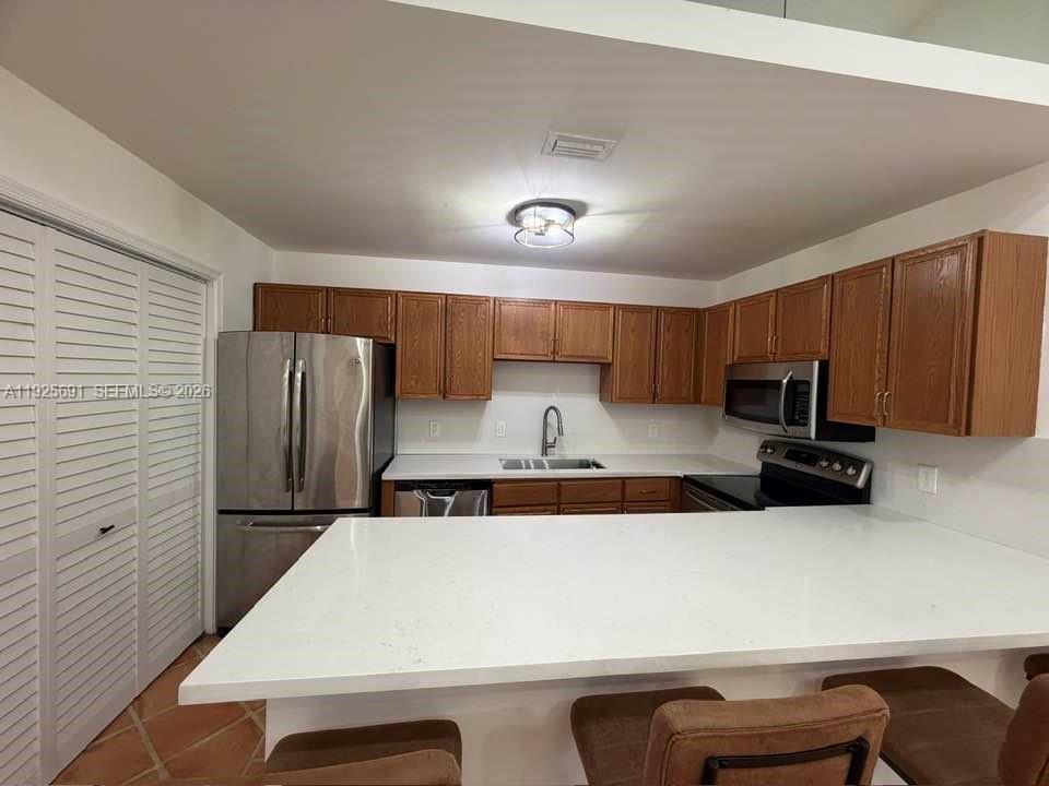 GREENVIEW SHORES 2 OF WEL - Residential