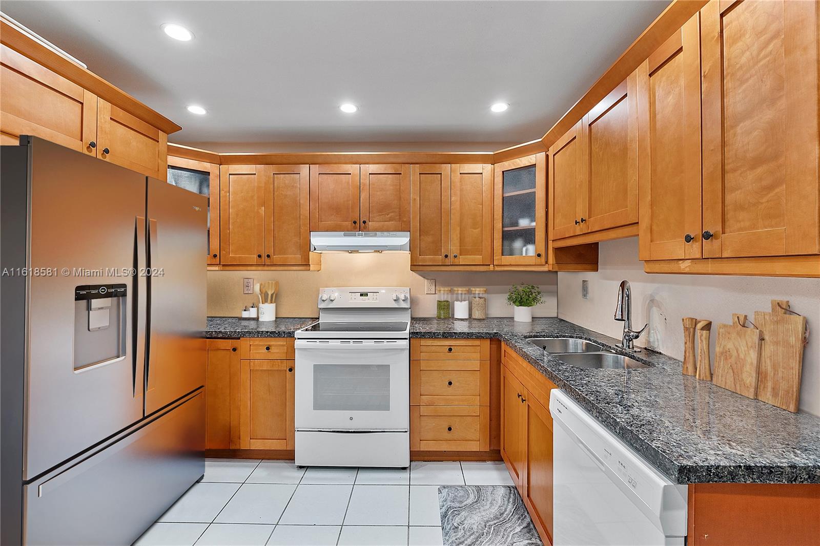 MAINLANDS OF TAMARAC LAKE - Residential