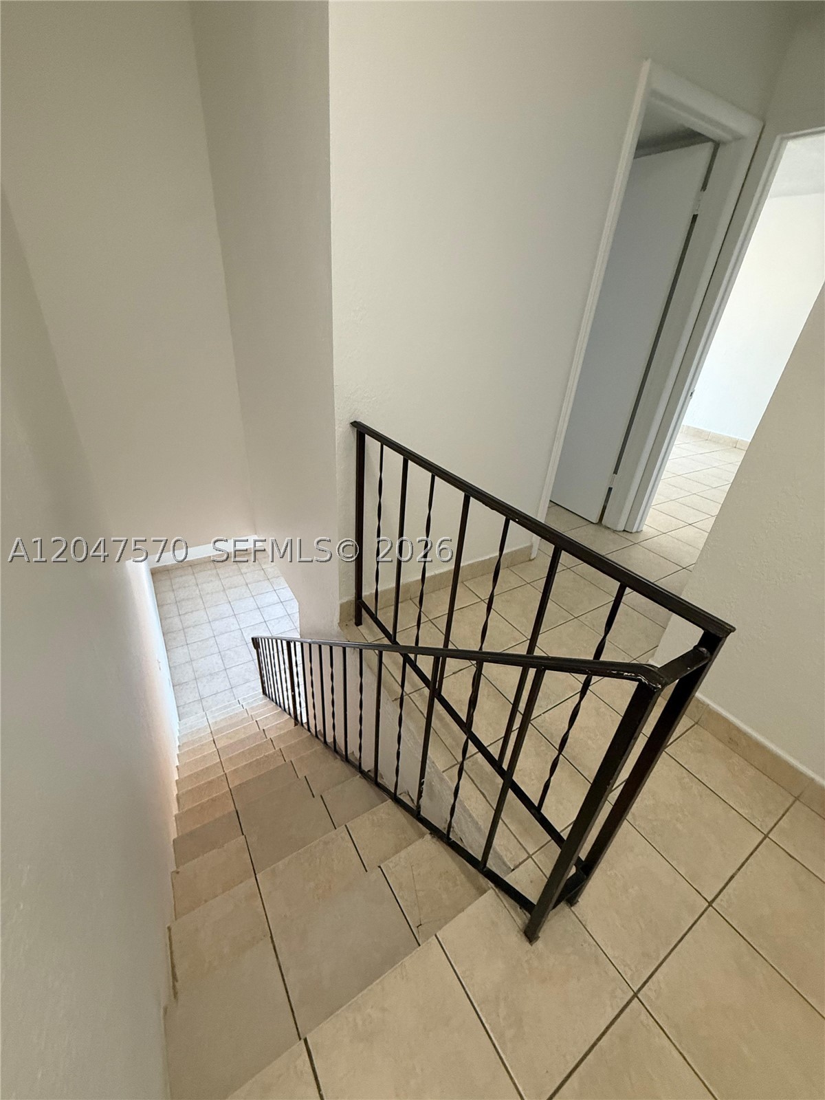 VILLA CATALINA CONDO - Residential
