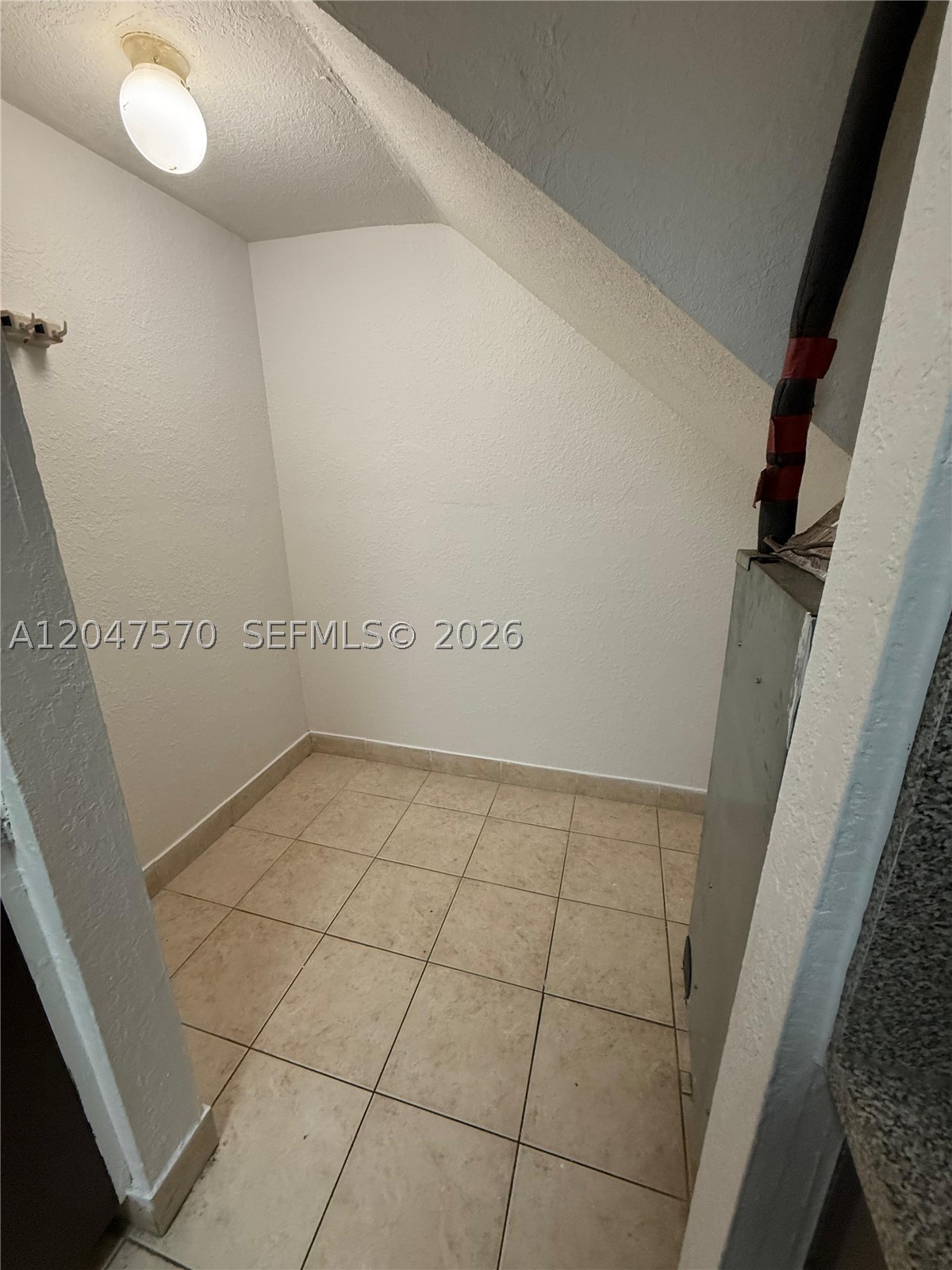 VILLA CATALINA CONDO - Residential