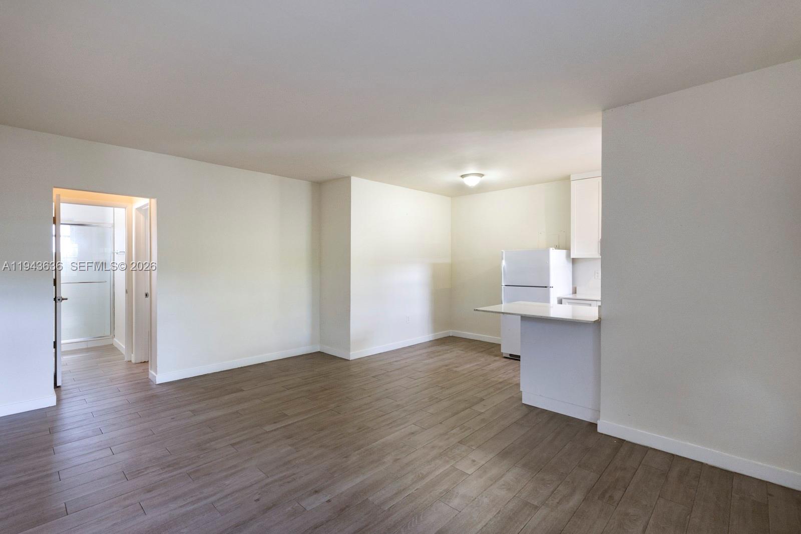 SANTONA CONDO - Residential