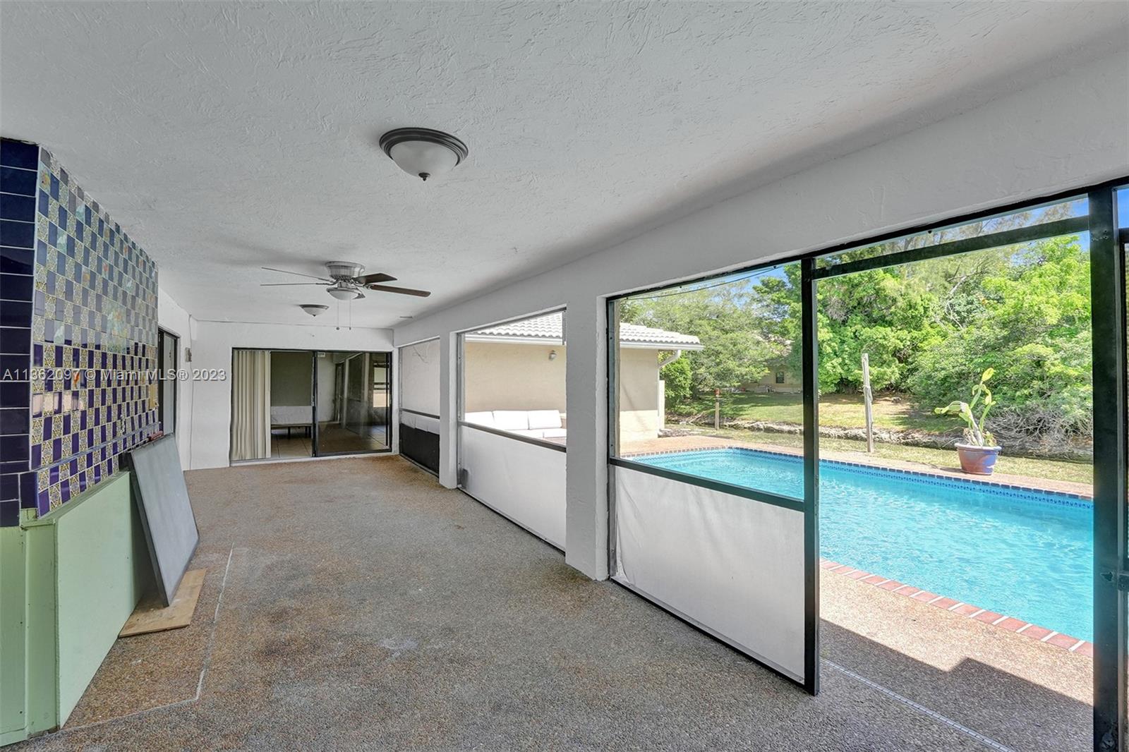MAPLEWOOD - Residential