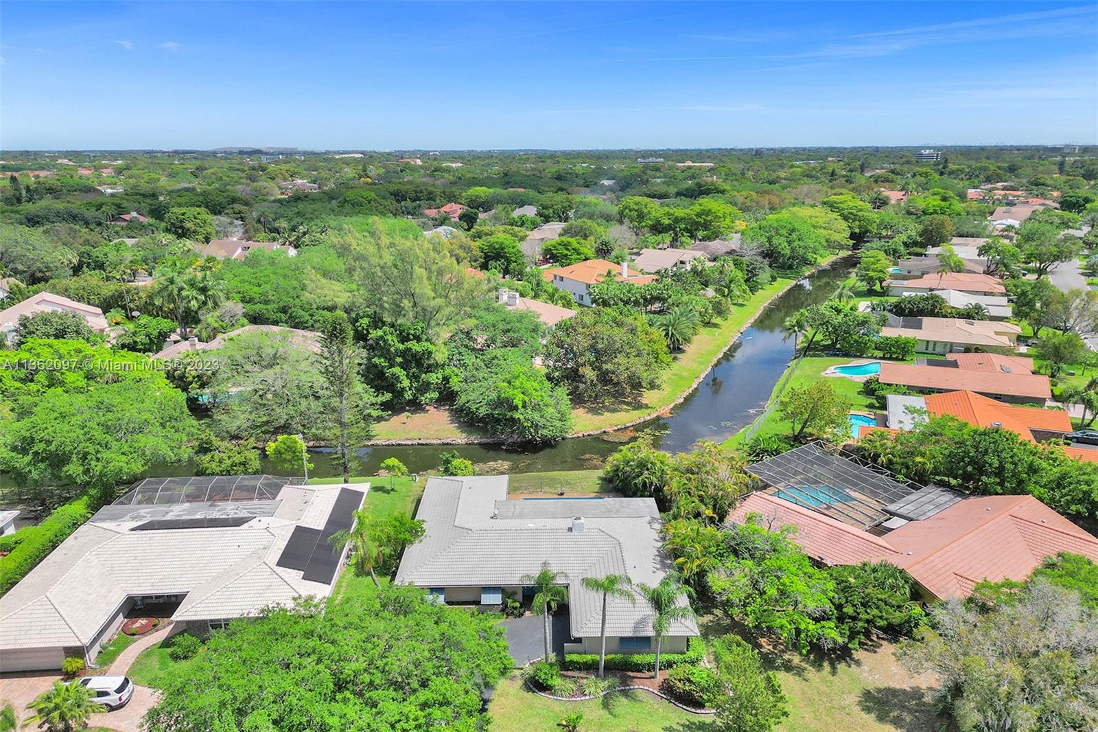 MAPLEWOOD - Residential