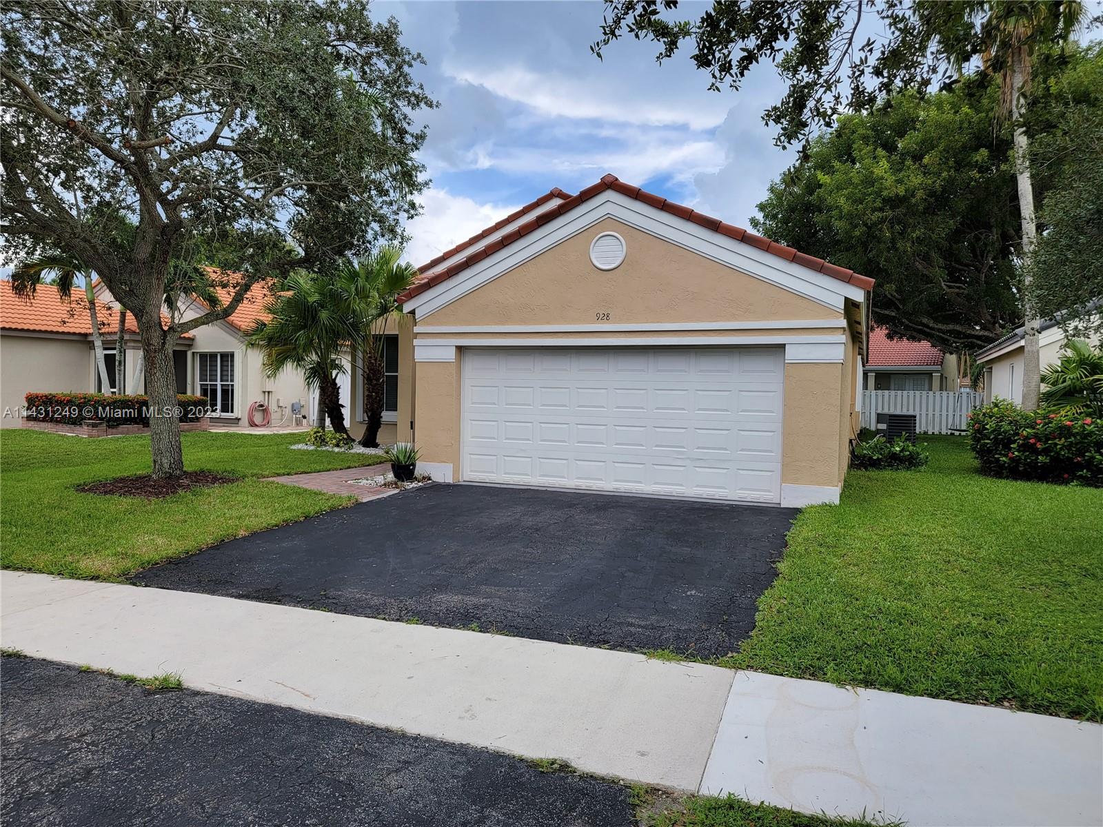 SECTOR 4 NORTH - Residential Lease