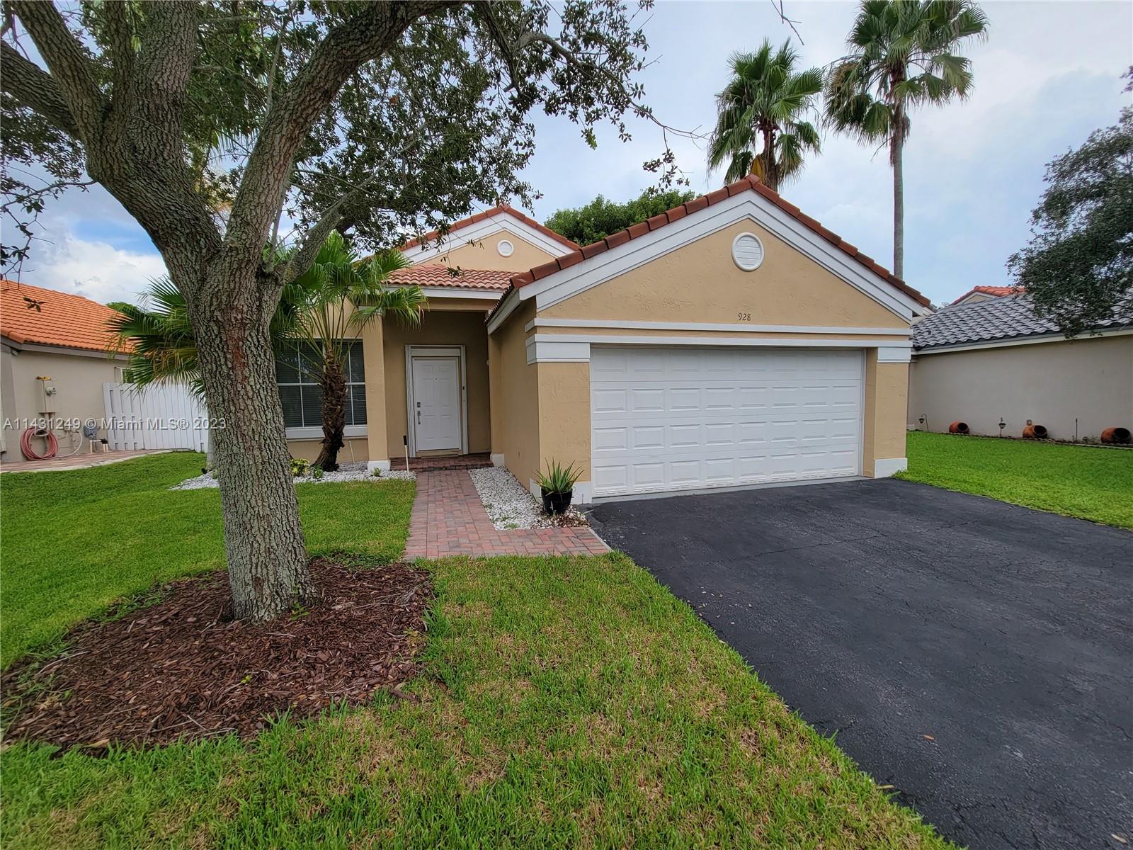 SECTOR 4 NORTH - Residential Lease