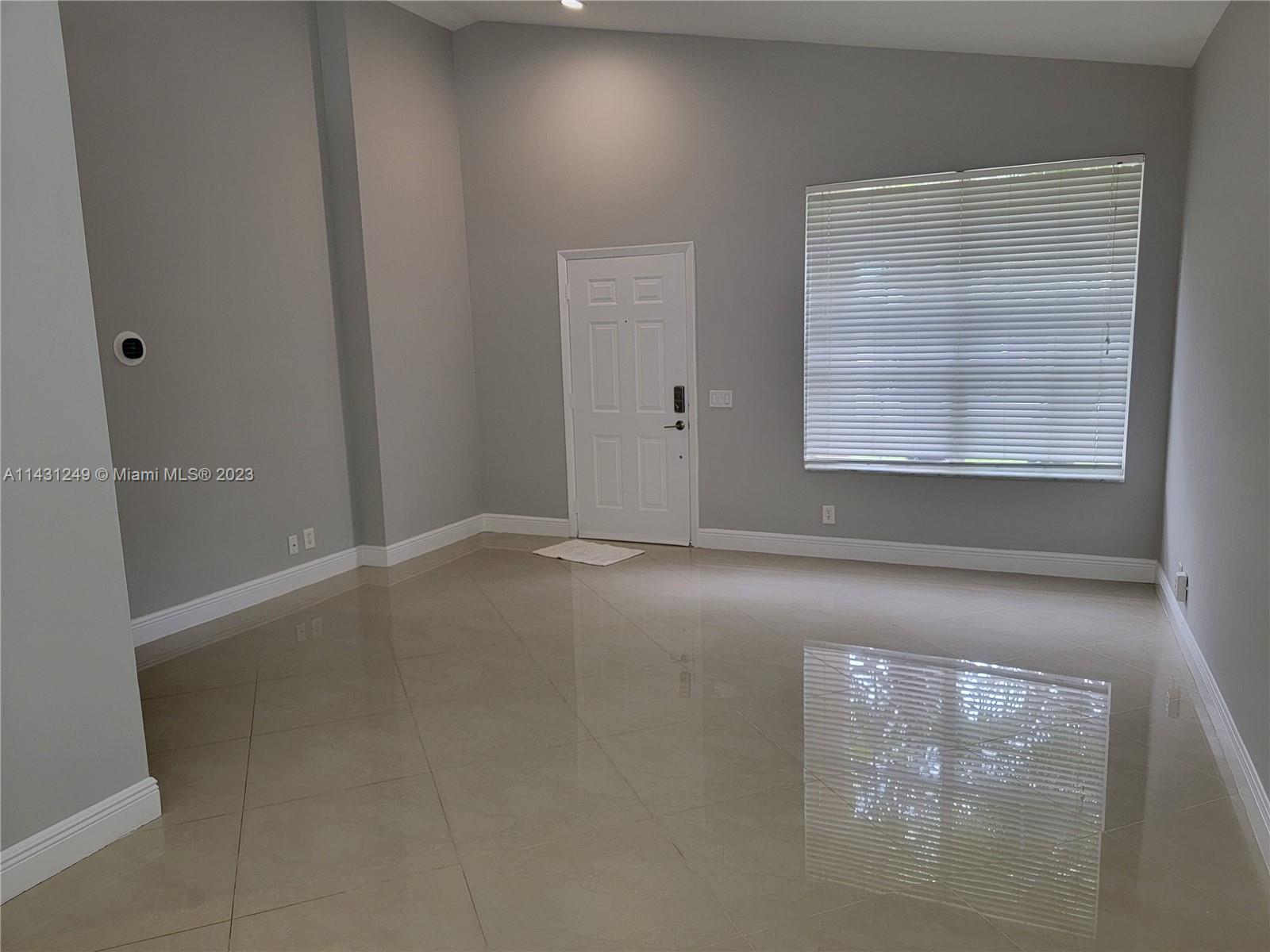 SECTOR 4 NORTH - Residential Lease