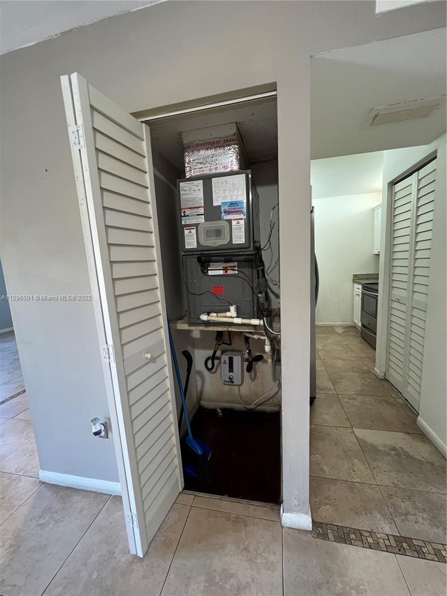 SAGA BAY GARDENS CONDO - Residential