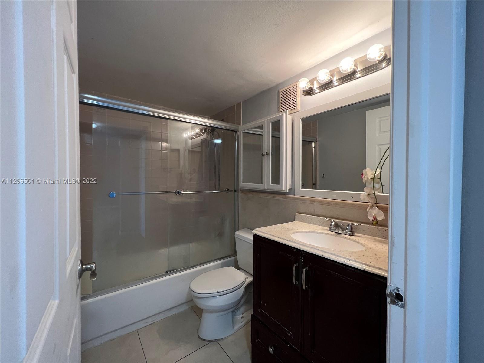 SAGA BAY GARDENS CONDO - Residential