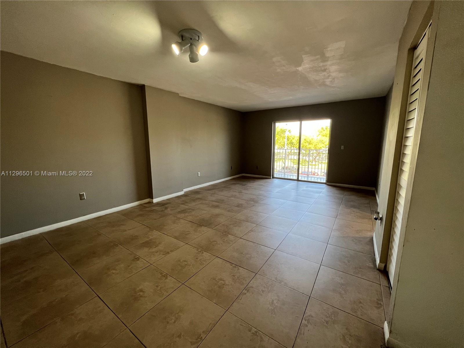 SAGA BAY GARDENS CONDO - Residential