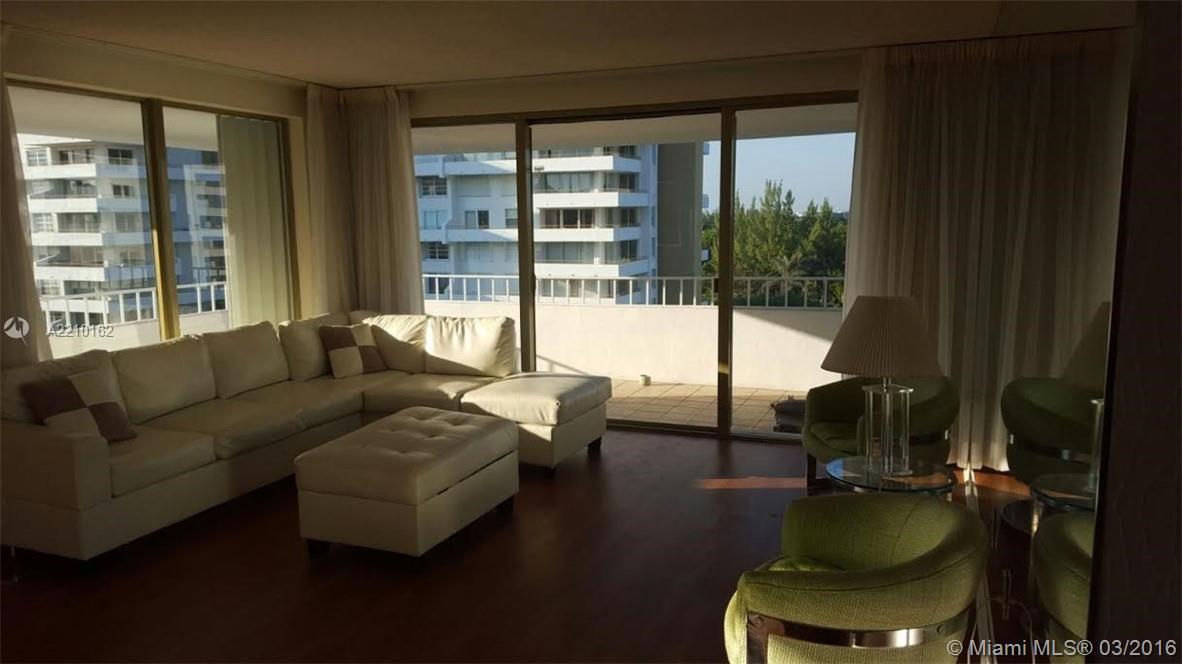 COMMODORE CLUB SOUTH COND - Residential Lease