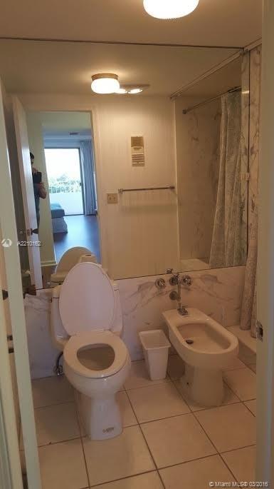 COMMODORE CLUB SOUTH COND - Residential Lease
