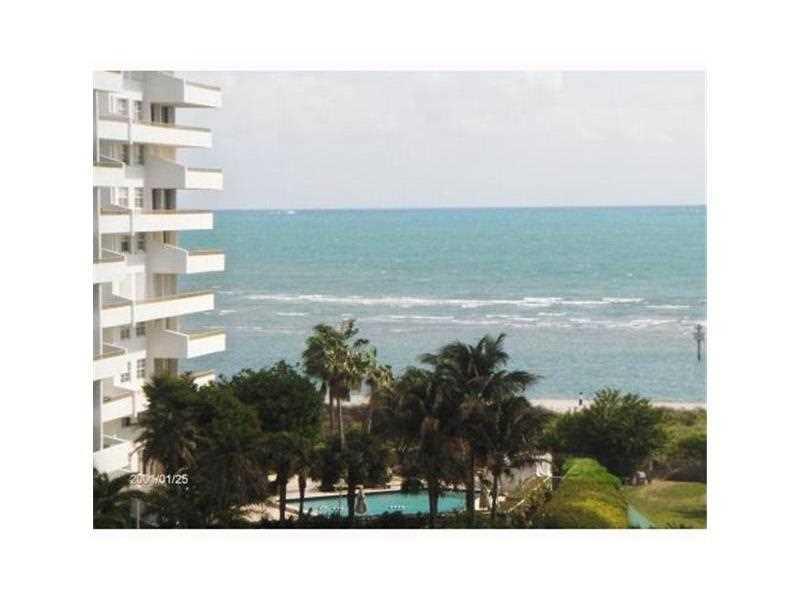 COMMODORE CLUB SOUTH COND - Residential Lease