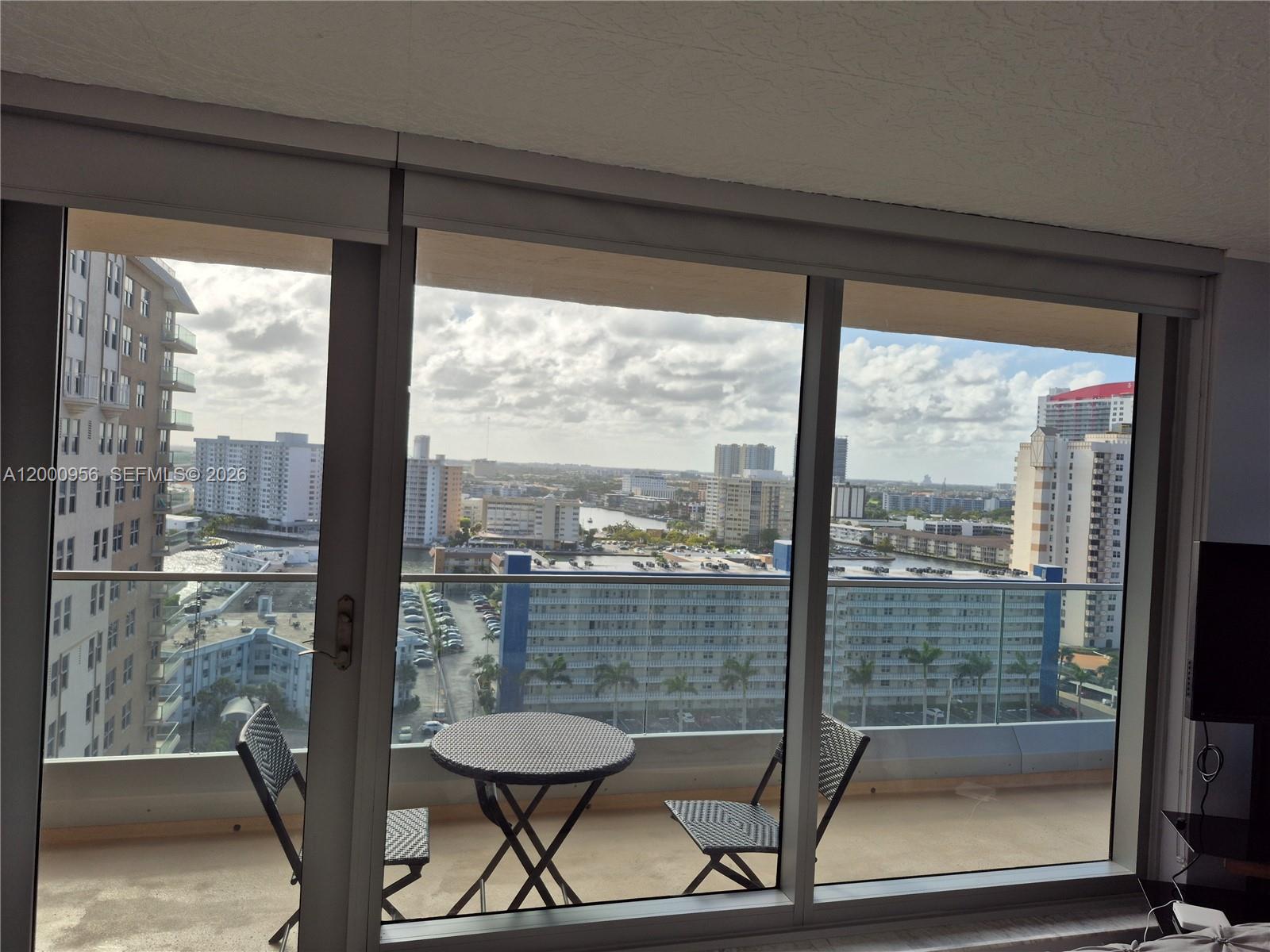 MALAGA TOWERS CONDO - Residential