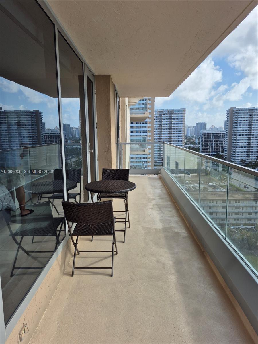 MALAGA TOWERS CONDO - Residential