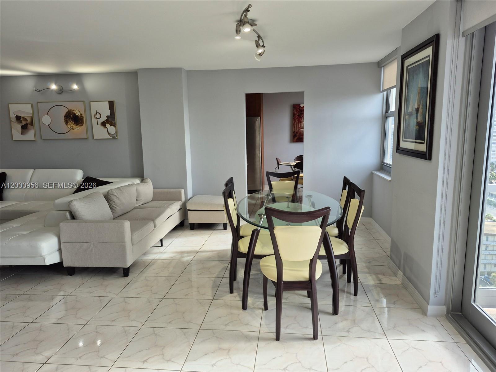 MALAGA TOWERS CONDO - Residential