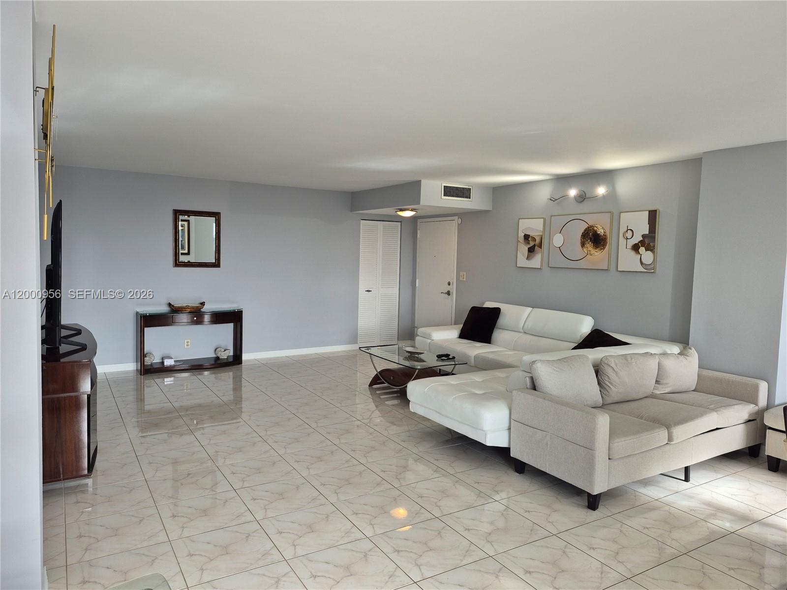 MALAGA TOWERS CONDO - Residential