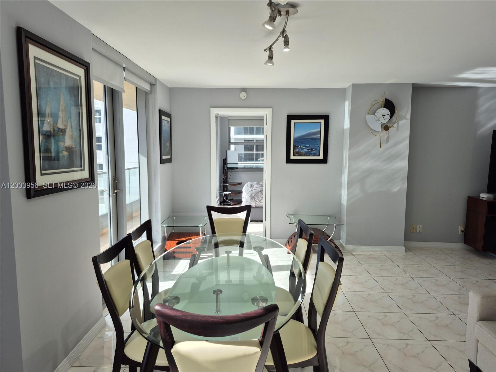 MALAGA TOWERS CONDO - Residential