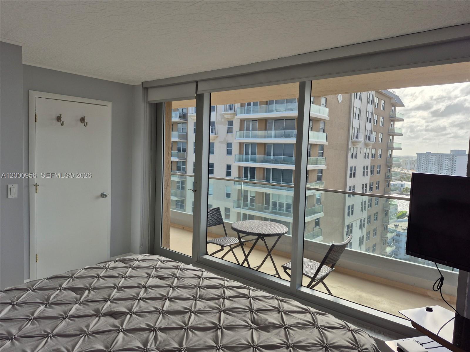MALAGA TOWERS CONDO - Residential