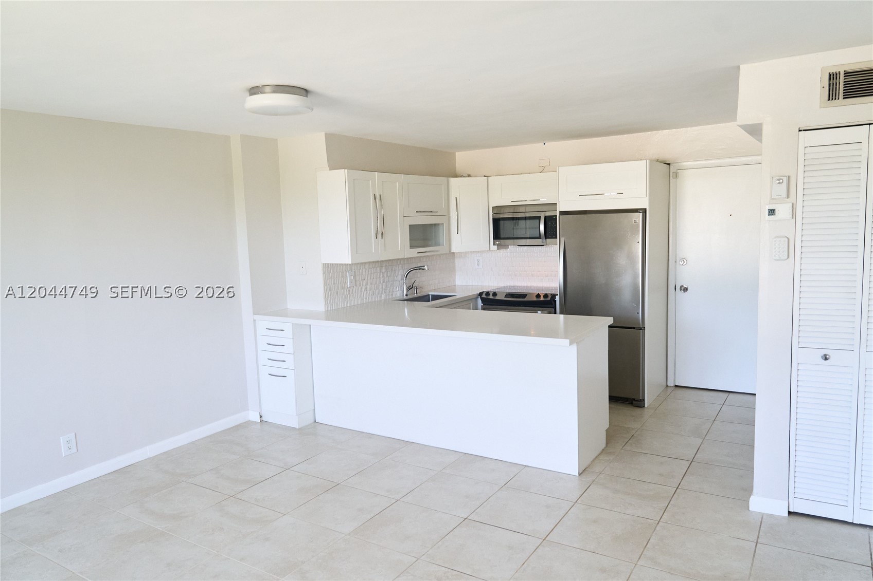 EAST SHORE CONDO - Residential