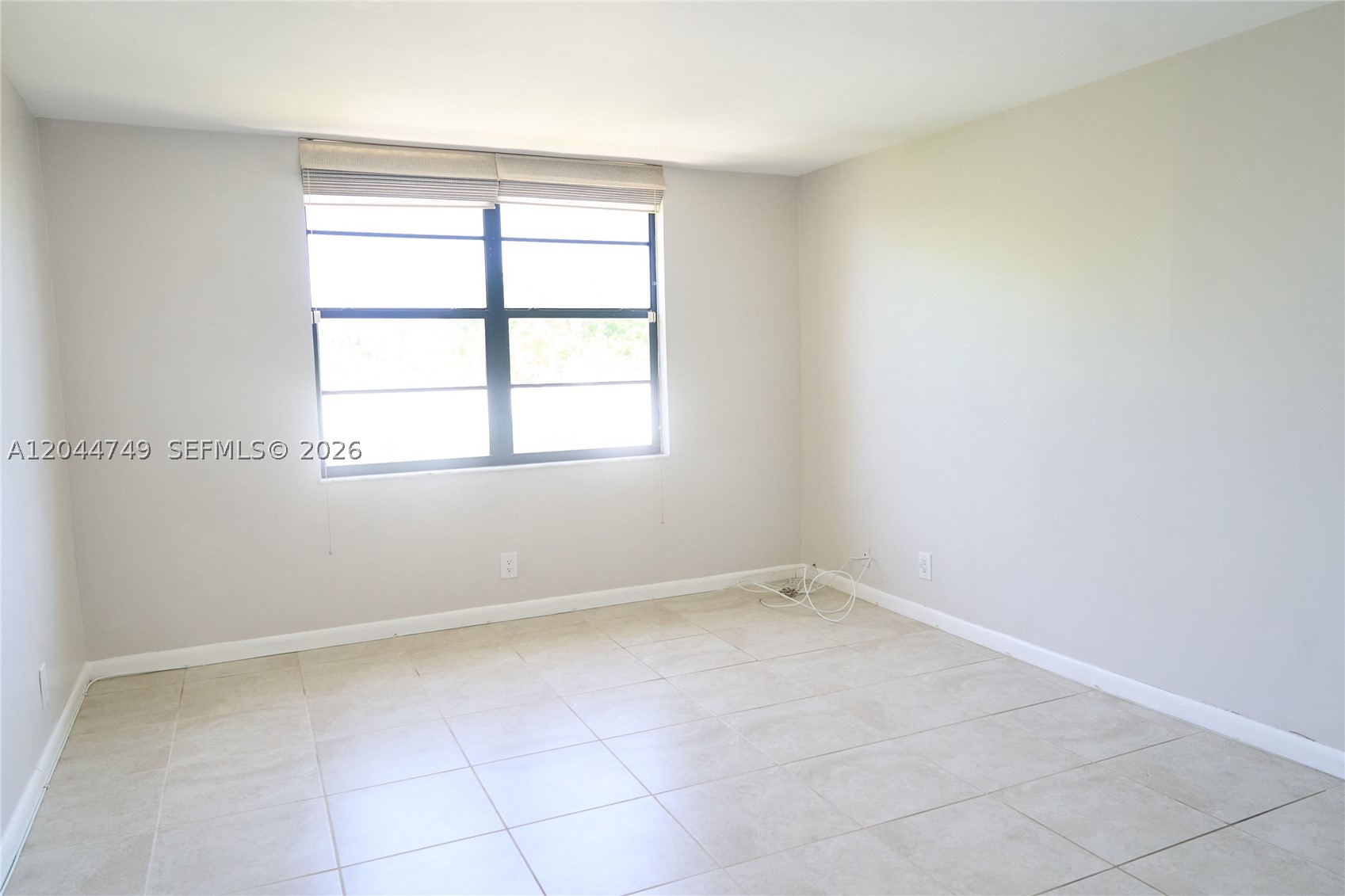 EAST SHORE CONDO - Residential