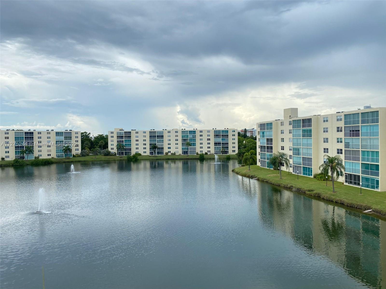 MEADOWBROOK LAKES VIEW C - Residential Lease