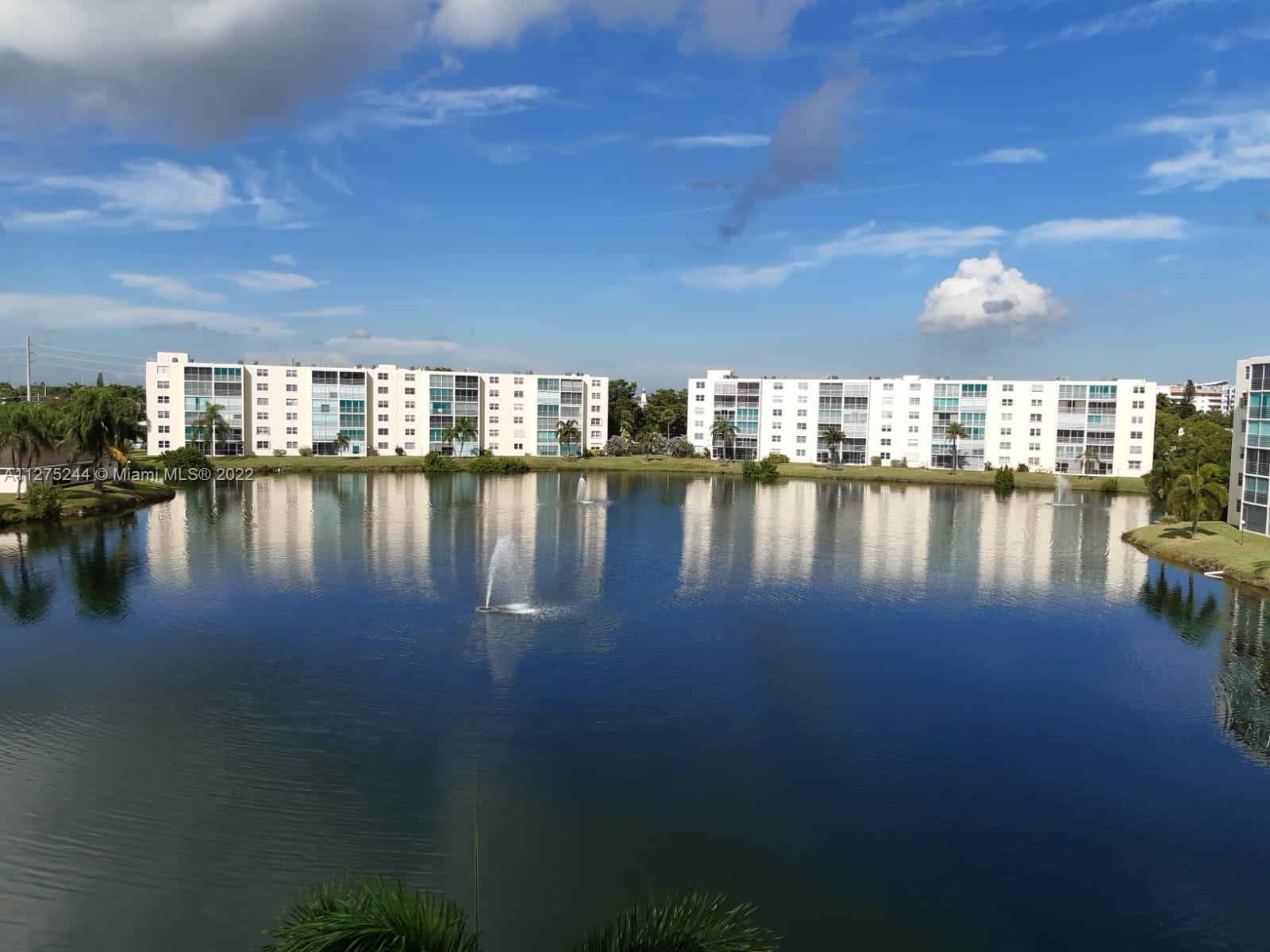 MEADOWBROOK LAKES VIEW C - Residential Lease