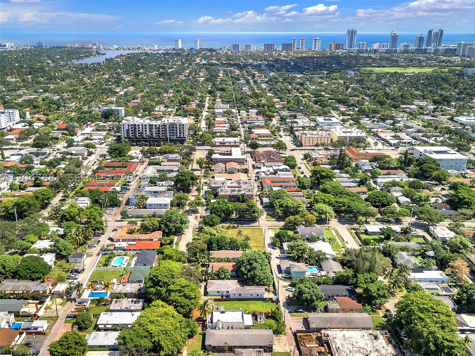 HOLLYWOOD SOUTH SIDE ADD - Residential Income