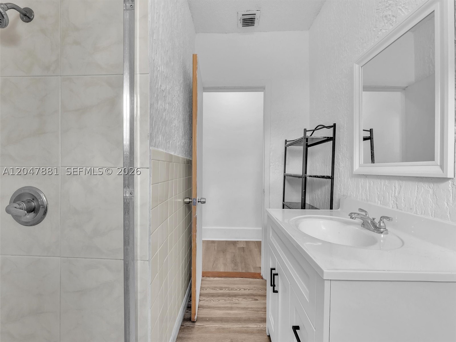HOLLYWOOD SOUTH SIDE ADD - Residential Income