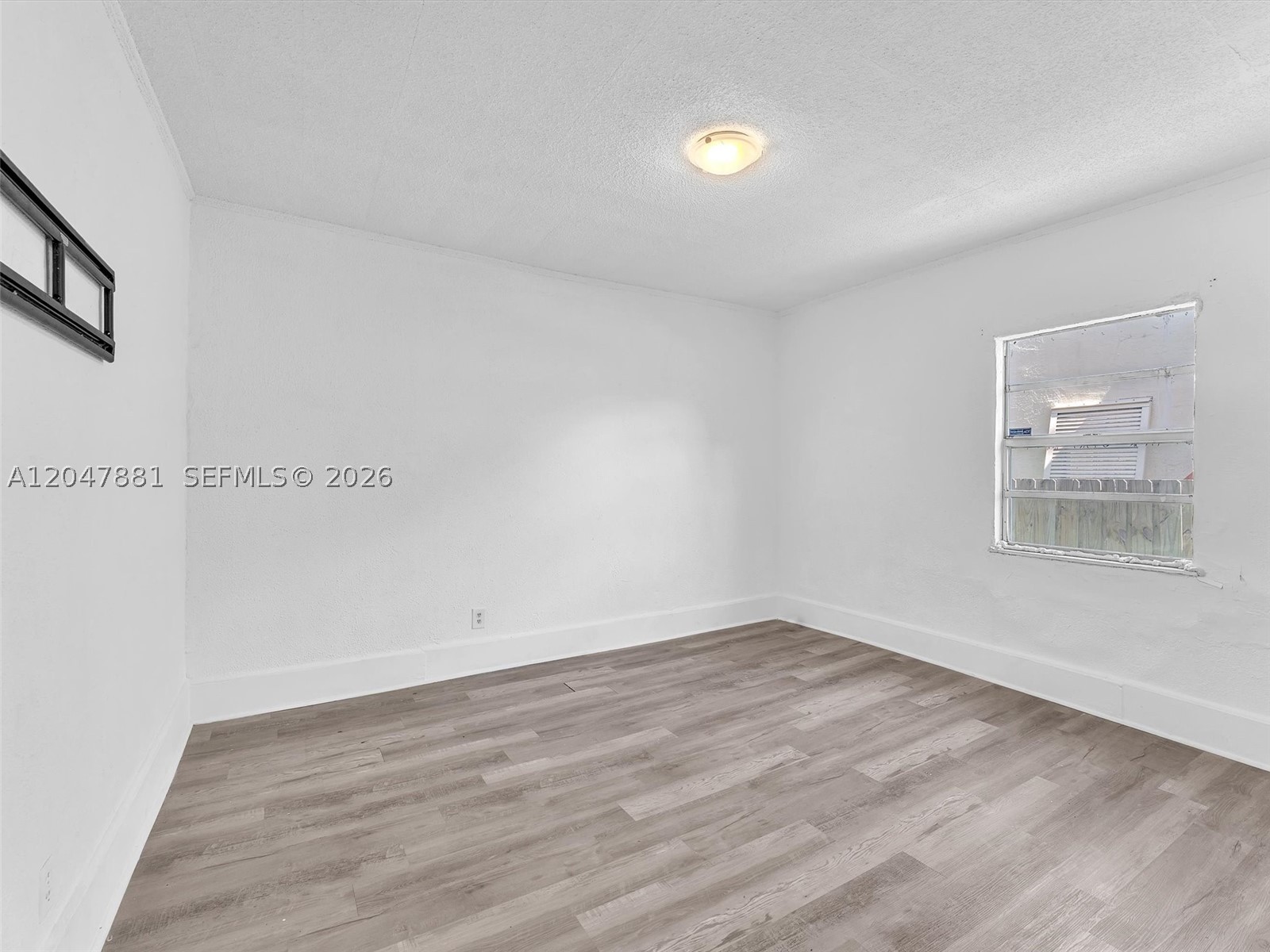HOLLYWOOD SOUTH SIDE ADD - Residential Income