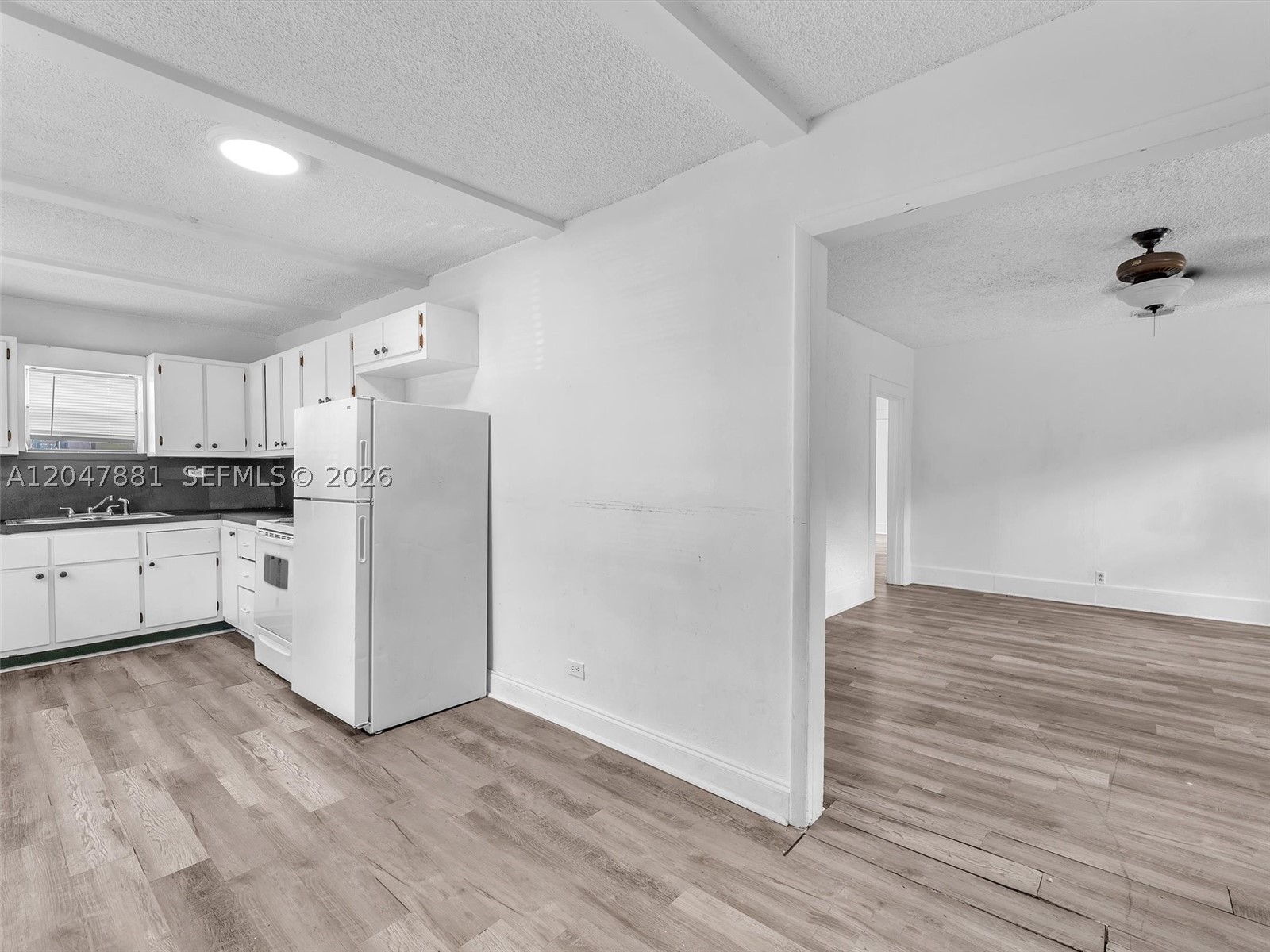 HOLLYWOOD SOUTH SIDE ADD - Residential Income