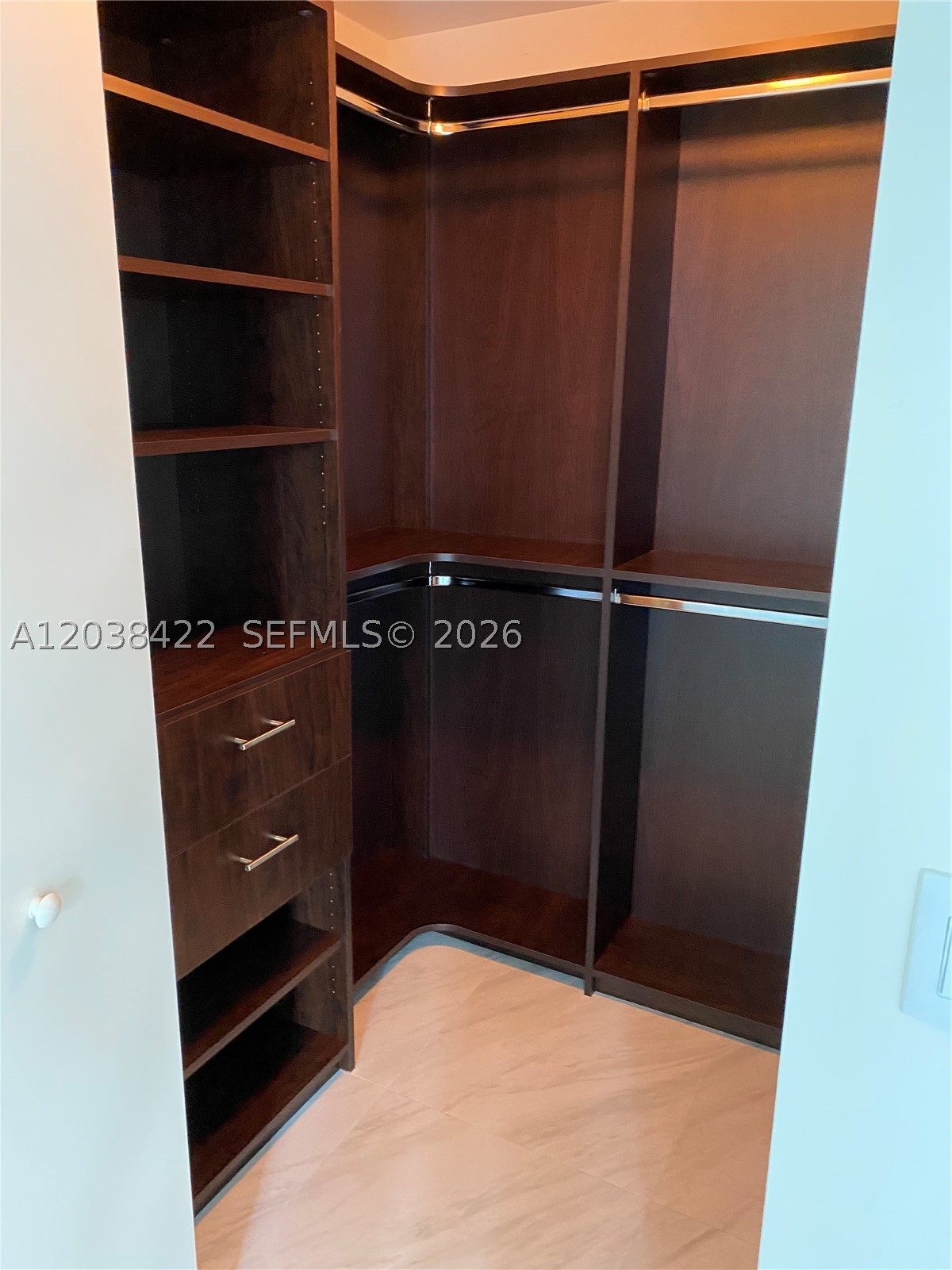 1100 MILLECENTO RESIDENCE - Residential Lease