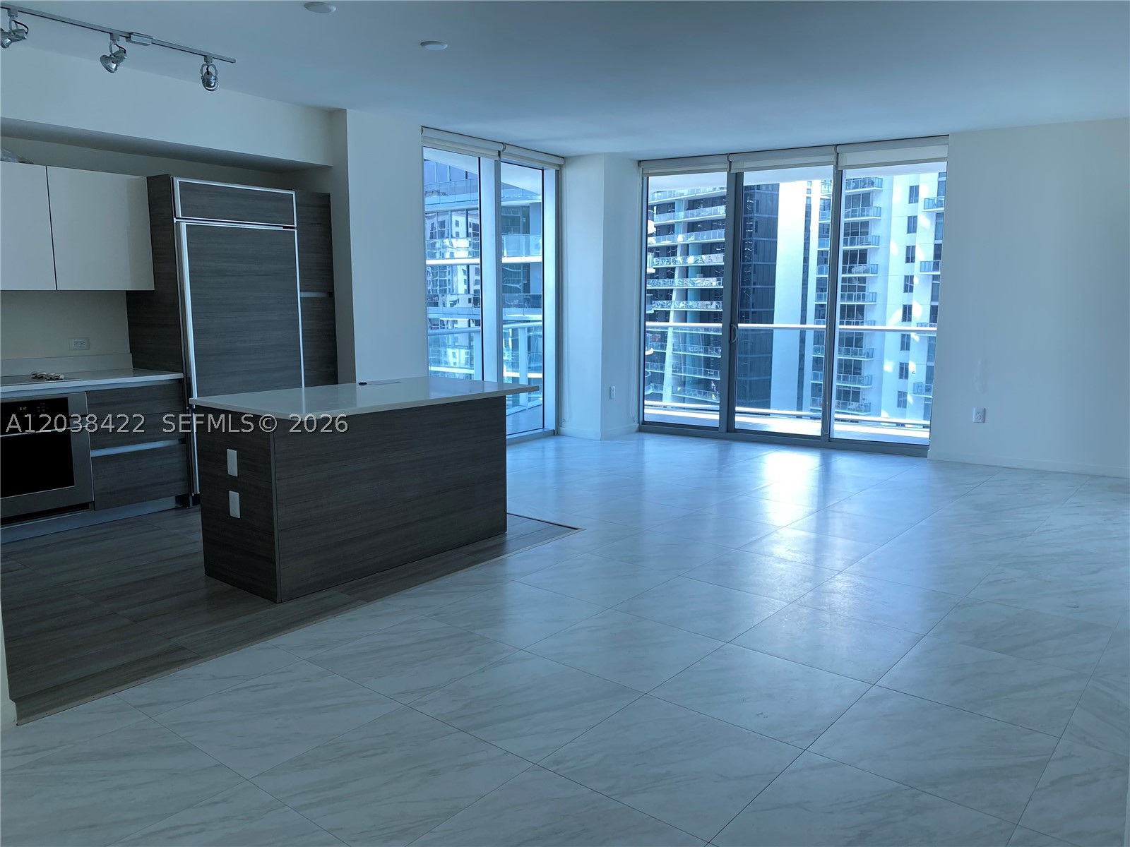 1100 MILLECENTO RESIDENCE - Residential Lease
