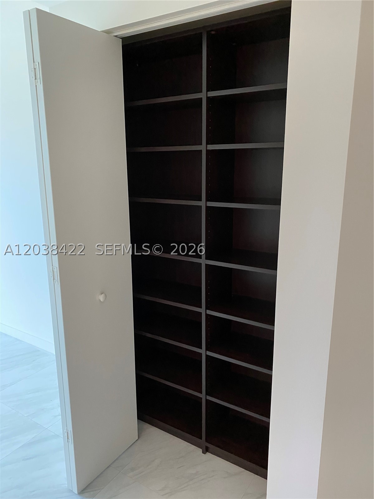 1100 MILLECENTO RESIDENCE - Residential Lease