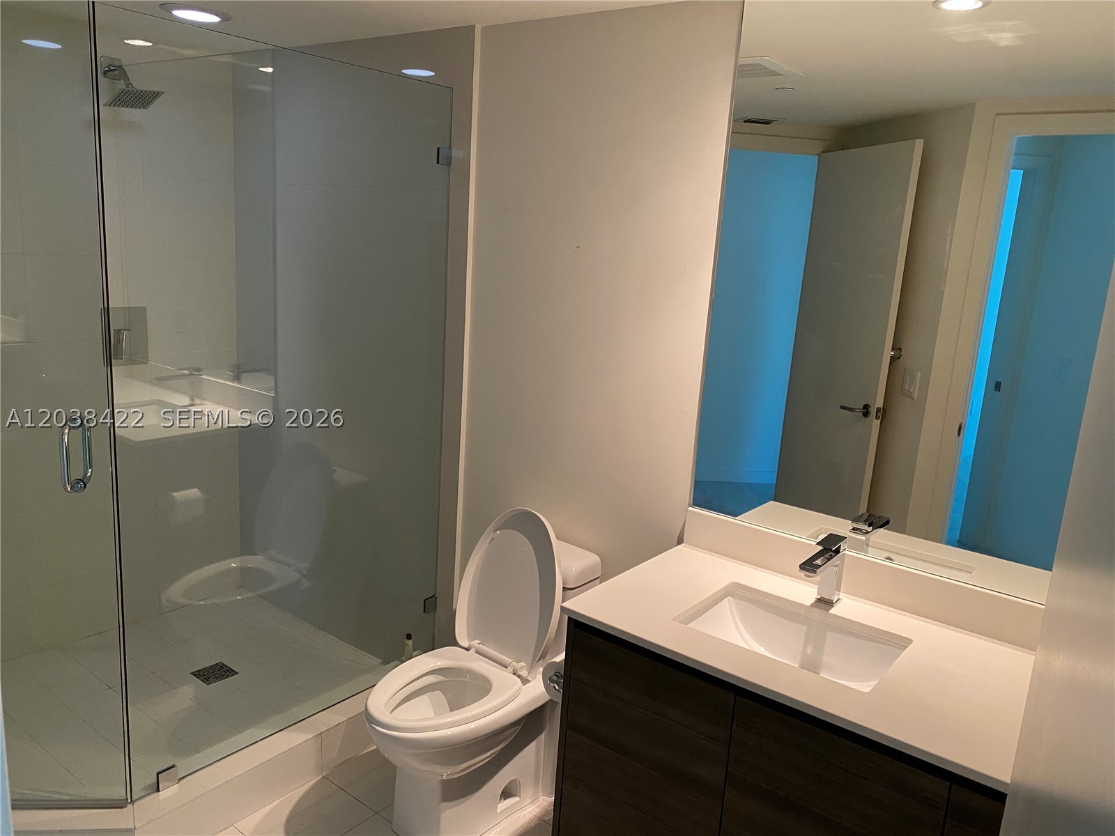 1100 MILLECENTO RESIDENCE - Residential Lease