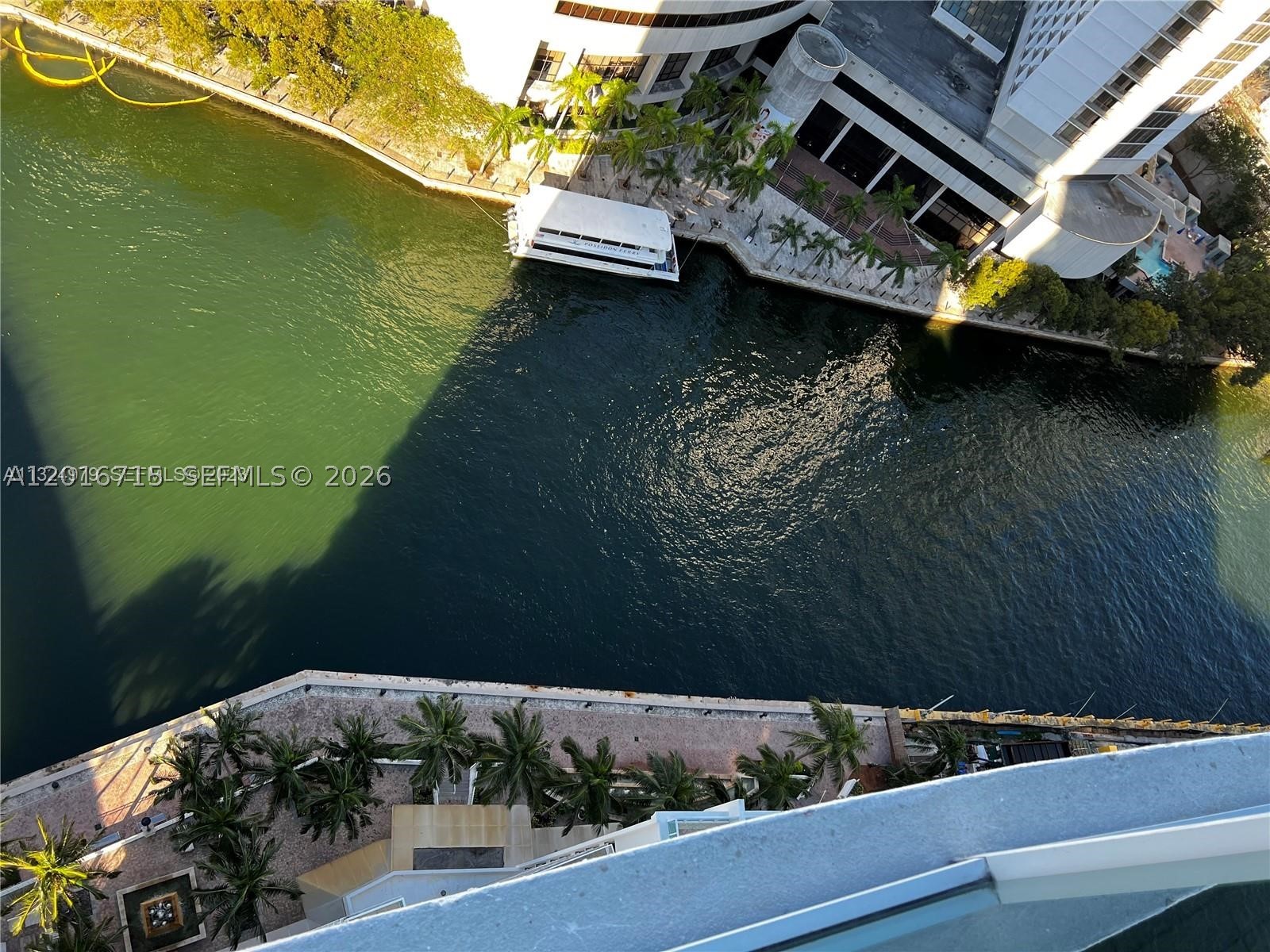 BRICKELL ON THE RIVER N - Residential