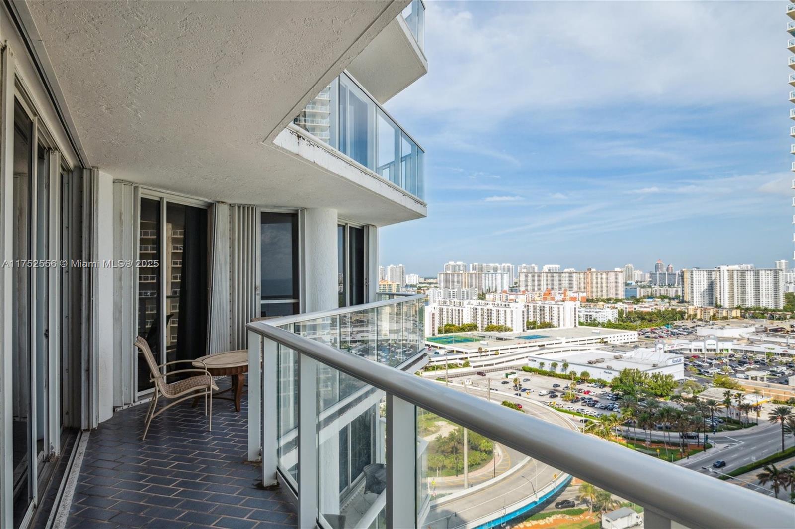 OCEANIA III CONDO - Residential