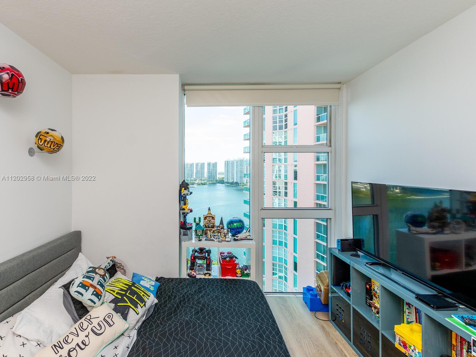 100 HIDDEN BAY CONDO - Residential