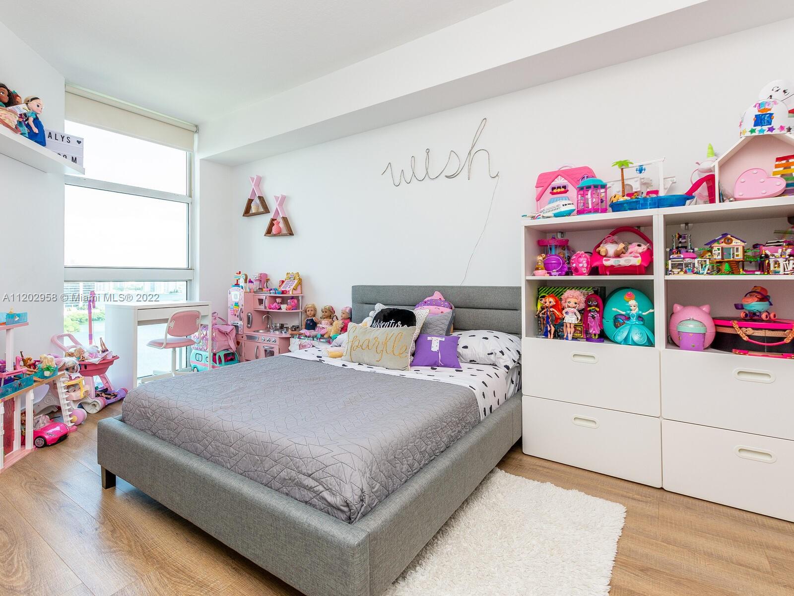 100 HIDDEN BAY CONDO - Residential