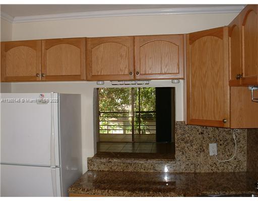 CORAL SPRING GARDENS EAST - Residential Lease