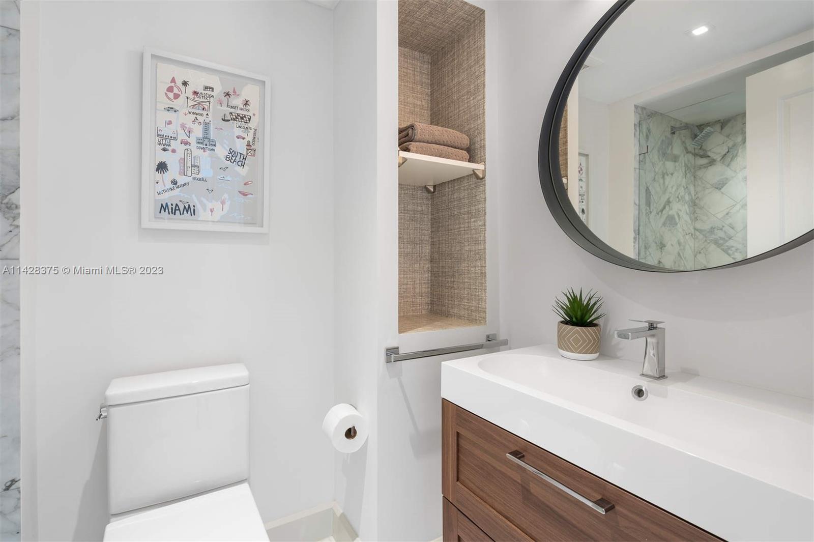 NINE ISLAND AVENUE CONDO - Residential