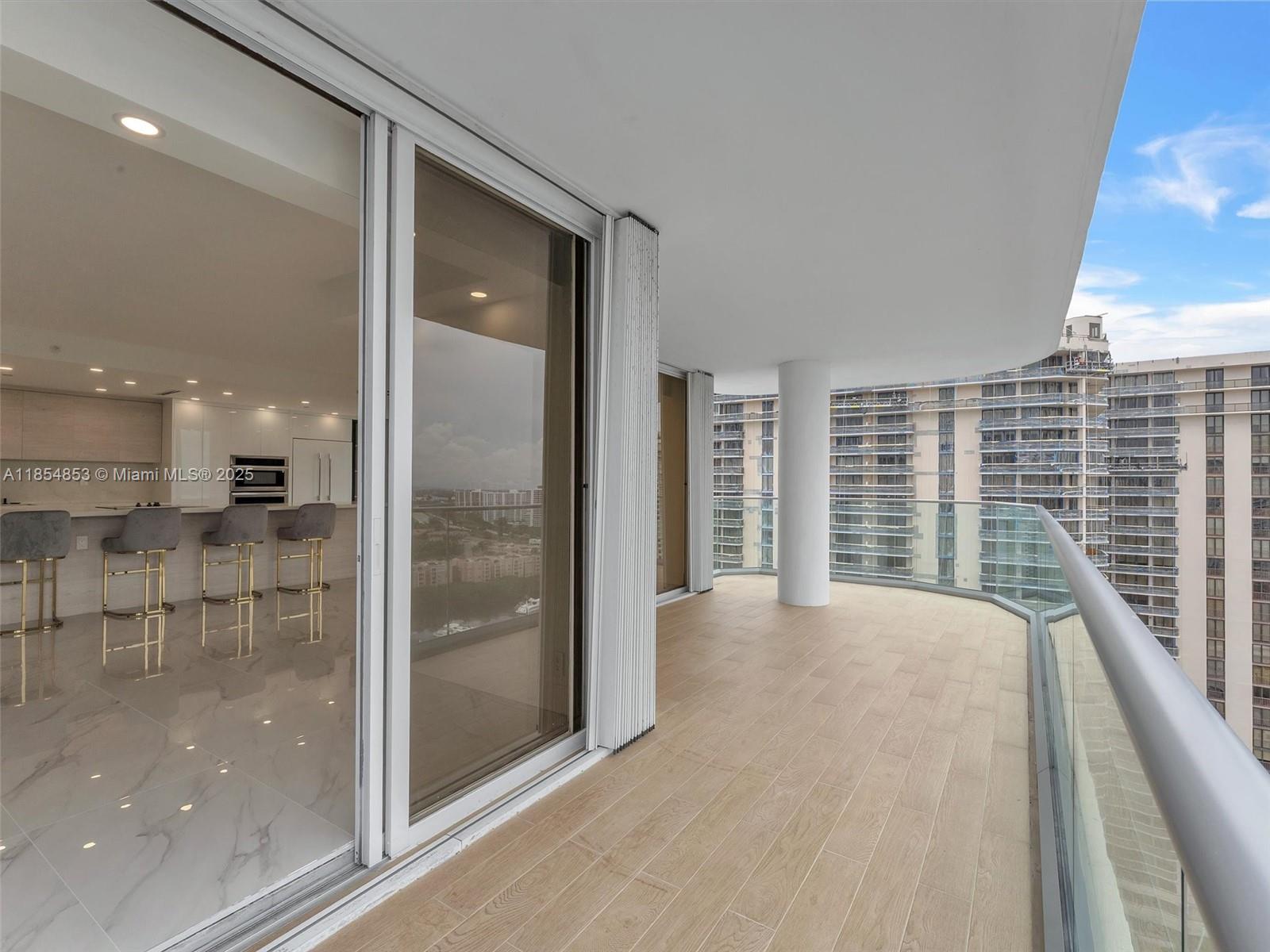 TURNBERRY ISLE CONDO - Residential Lease