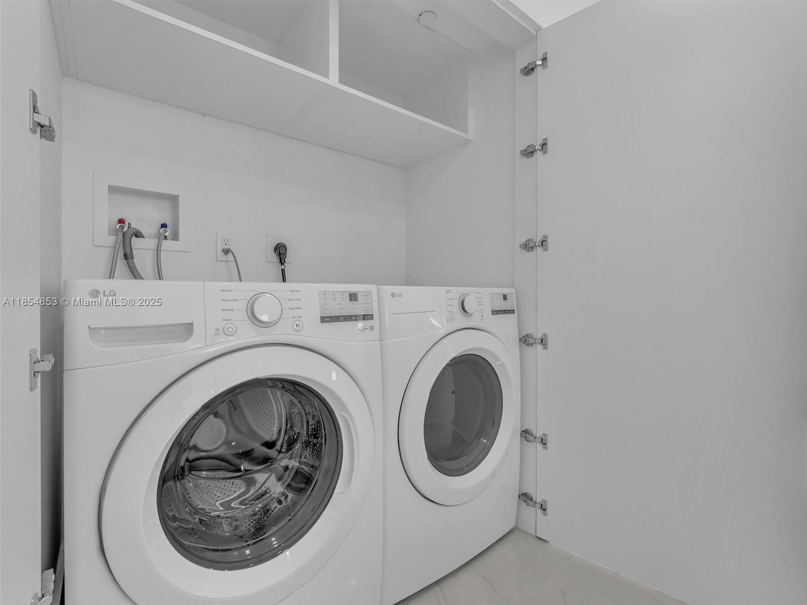 TURNBERRY ISLE CONDO - Residential Lease
