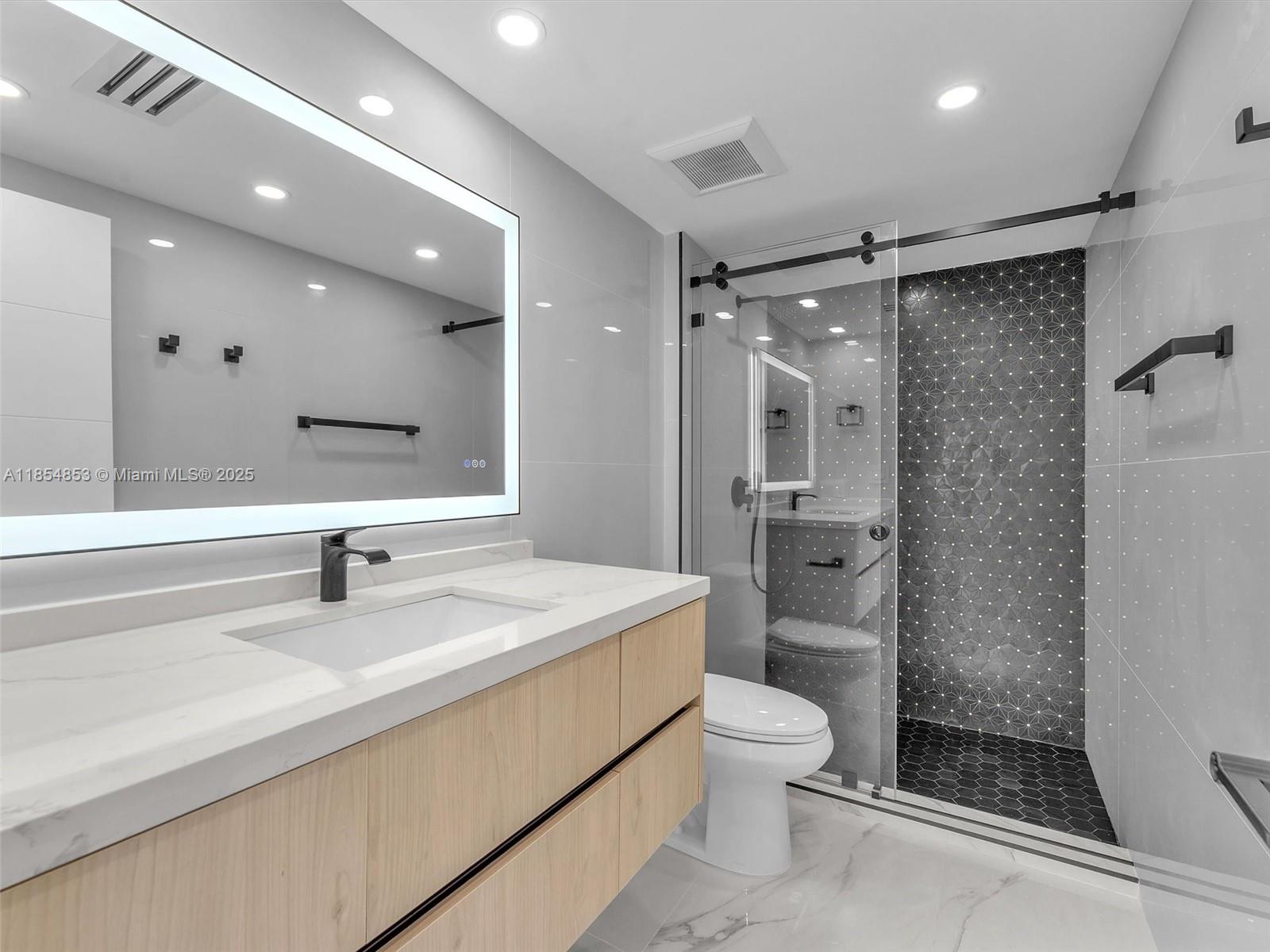 TURNBERRY ISLE CONDO - Residential Lease
