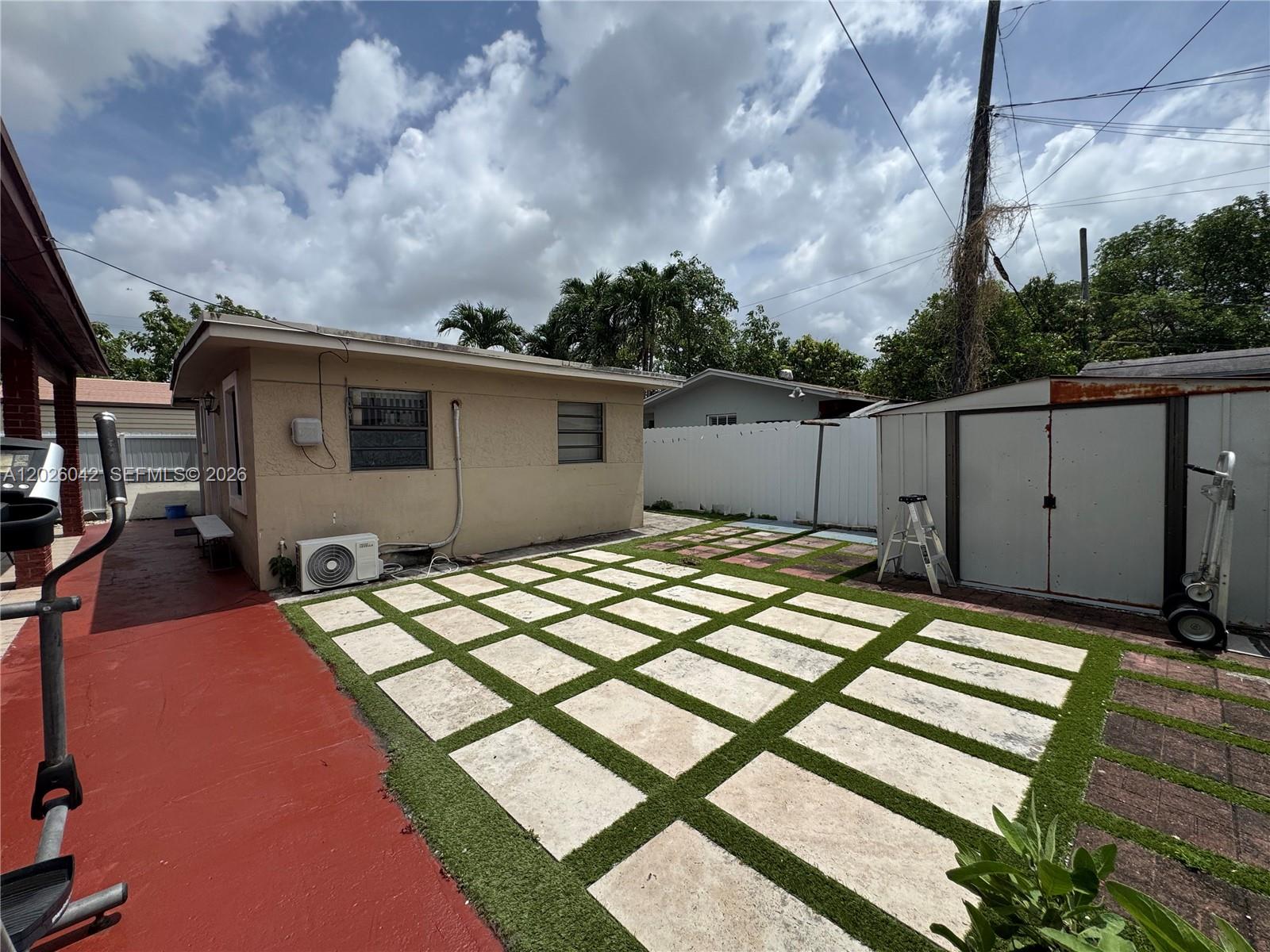 2ND REV PL SARATOGA HEIGH - Residential