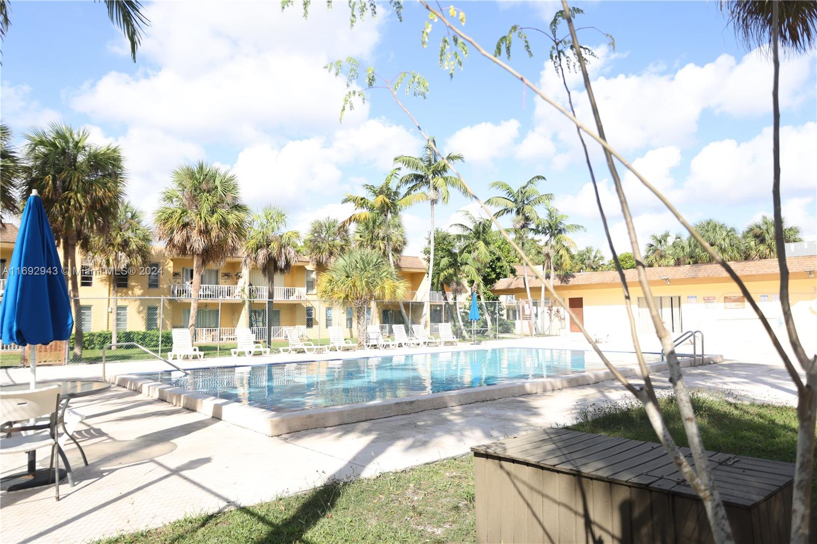 KENDALL HEIGHTS CONDO - Residential