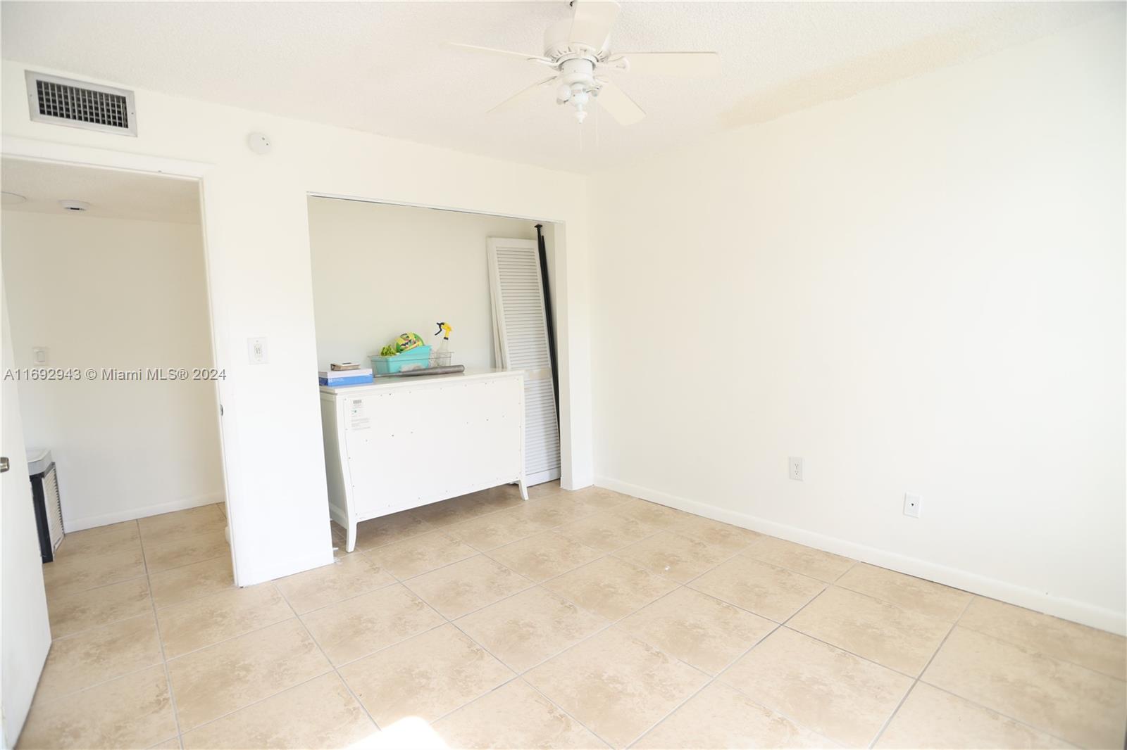 KENDALL HEIGHTS CONDO - Residential