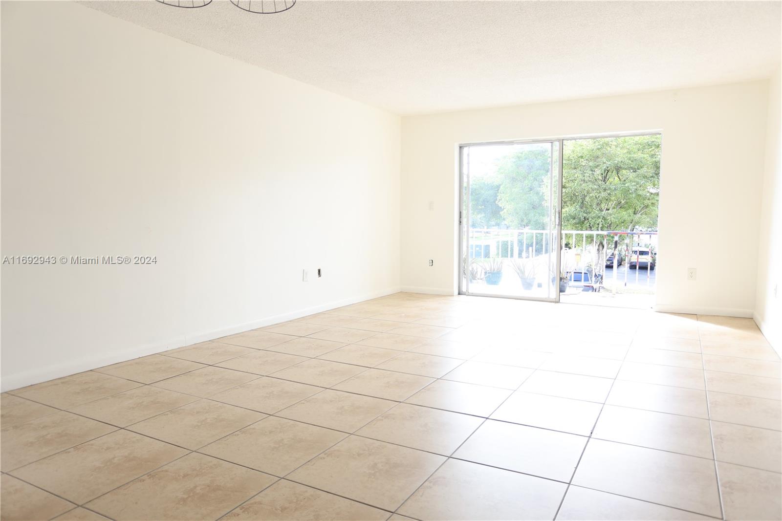 KENDALL HEIGHTS CONDO - Residential